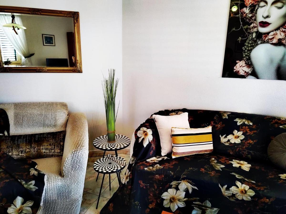 Villa Mareonda - Apartments Sussurro Rovinj Eksteriør bilde