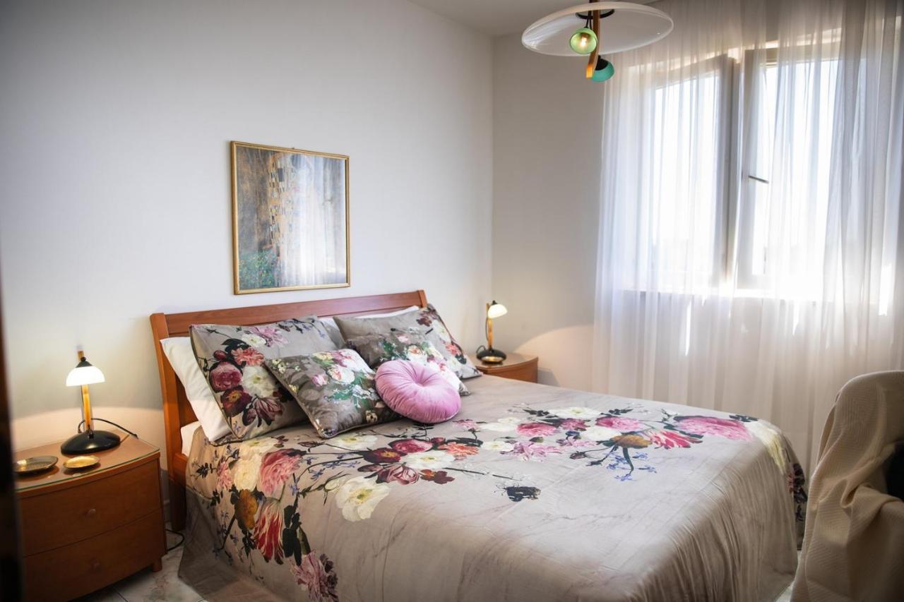 Villa Mareonda - Apartments Sussurro Rovinj Eksteriør bilde