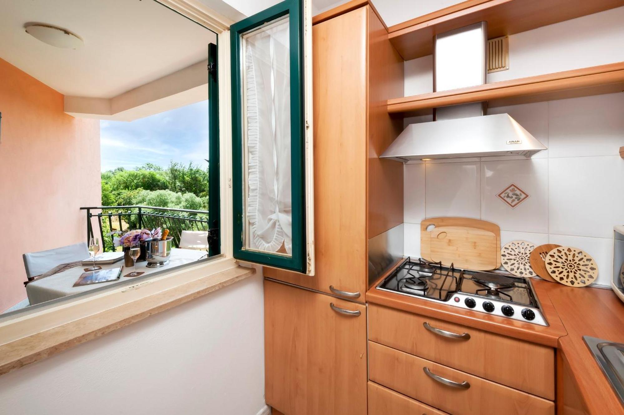 Villa Mareonda - Apartments Sussurro Rovinj Eksteriør bilde